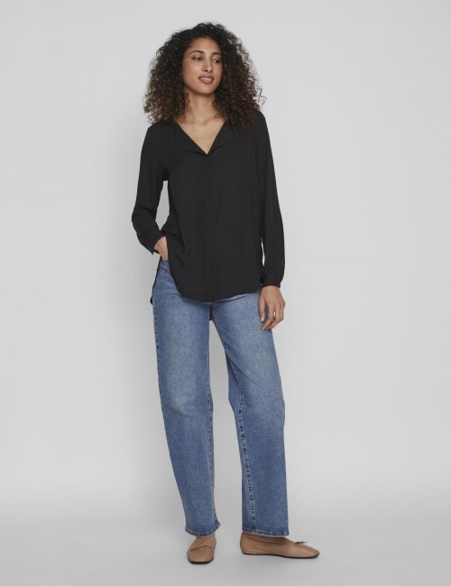 Vilucy blusa negra fluida...