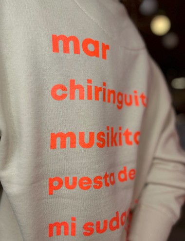 Sudadera de locos beige